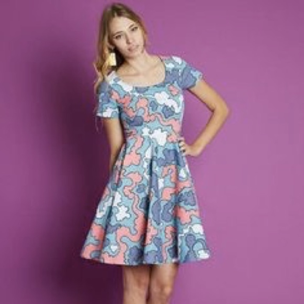 Loretta Puffs Dress